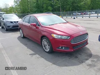 2013 Ford Fusion SE with VIN 3FA6P0HR8DR198573, listed as a IAAI auction lot 42113230 with 205,610 mi miles. Bid and sale history available at carsss.com. Image 1.
