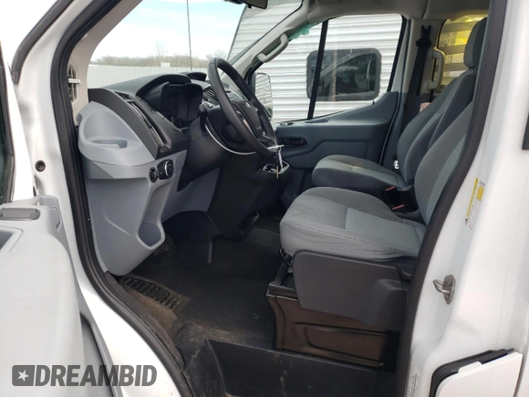 2019 Ford Transit Passenger XL z VIN 1FBZX2ZM4KKB24336, wystawiony jako Copart lot #49377135 z przebiegiem 58 994 mil mil oraz Szkody całkowita. Historia ofert i sprzedaży dostępna na DreamBid. Obrazek 7.