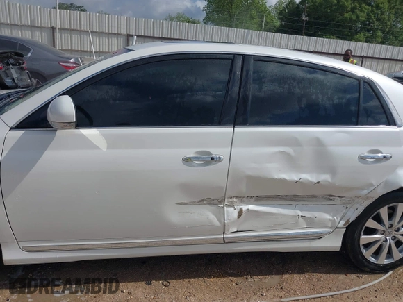 2011 Toyota Avalon with VIN 4T1BK3DB9BU437812, listed as a IAAI auction lot 42056518 with 126,239 mi miles and . Bid and sale history available at carsss.com. Image 14.