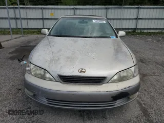 1998 Lexus ES 300 с VIN JT8BF28G5W5036541, выставлен на аукционе Copart как лот 58098805 с пробегом Не указан миль и Чистый • Clean title. История ставок и продаж доступна на DreamBid. Изображение 5.