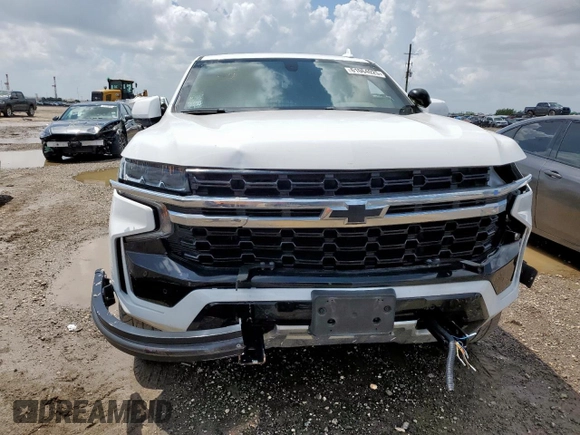 2022 Chevrolet Tahoe z VIN 1GBSCLED5NR233554, wystawiony jako Copart lot #61064025 z przebiegiem Nie podano mil oraz Czysty tytuł • Clean title. Historia ofert i sprzedaży dostępna na DreamBid. Obrazek 5.