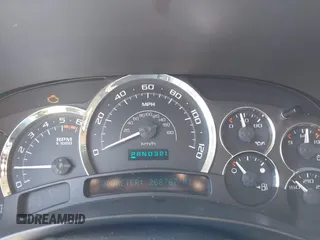2004 Chevrolet Suburban LT z VIN 1GNEC16Z84J186242, wystawiony jako IAAI lot #41650162 z przebiegiem 268 767 mil mil oraz . Historia ofert i sprzedaży dostępna na DreamBid. Obrazek 7.