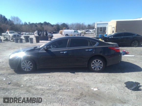 2016 Nissan Altima SR with VIN 1N4AL3AP3GC184535, listed as a IAAI auction lot 41696129 with 117,283 mi miles and . Bid and sale history available at carsss.com. Image 14.