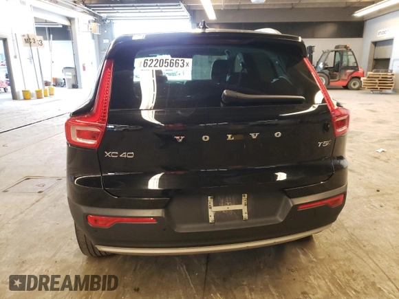 2019 Volvo XC40 Momentum with VIN YV4162XZ2K2009550, listed as a Copart auction lot 62205663 with 61,363 mi miles. Bid and sale history available at carsss.com. Image 6.