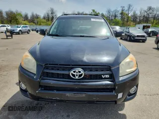 2011 Toyota RAV4 Sport z VIN JTMRK4DV9B5102904, wystawiony jako Copart lot #57867555 z przebiegiem 156 240 mil mil oraz Szkoda całkowita • Salvage title. Historia ofert i sprzedaży dostępna na DreamBid. Obrazek 5.