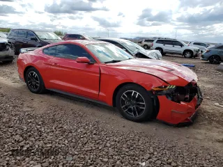 2018 Ford Mustang EcoBoost z VIN 1FA6P8TH3J5172653, wystawiony jako Copart lot #47821565 z przebiegiem 94 947 mil mil oraz Szkoda całkowita • Salvage title. Historia ofert i sprzedaży dostępna na DreamBid. Obrazek 4.