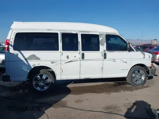 2004 GMC Savana Cargo Van YF7 Upfitter with VIN 1GDFG15T741231326, listed as a IAAI auction lot 41114249 with 291,492 mi miles. Bid and sale history available at carsss.com. Image 14.