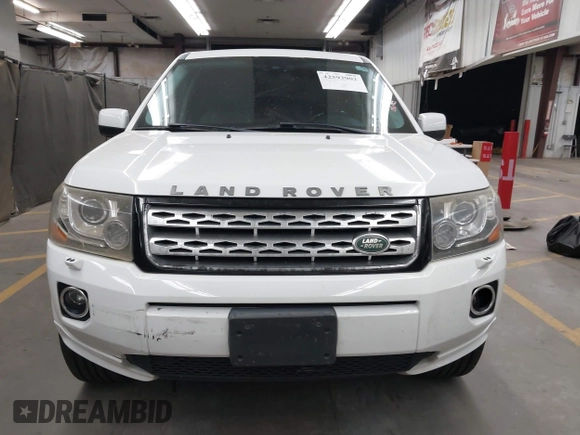 2013 Land Rover LR2 with VIN SALFR2BG6DH338217, listed as a IAAI auction lot 42593902 with 105,943 mi miles and . Bid and sale history available at DreamBid. Image 12.