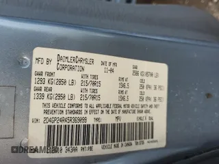 2005 Dodge Caravan SE with VIN 2D4GP24R45R369099, listed as a Copart auction lot 53975625 with 462,613 mi miles and Salvage Title. Bid and sale history available at carsss.com. Image 14.