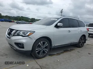 2018 Nissan Pathfinder SV z VIN 5N1DR2MN3JC663695, wystawiony jako Copart lot #58875305 z przebiegiem 132 971 mil mil oraz Czysty tytuł • Clean title. Historia ofert i sprzedaży dostępna na DreamBid. Obrazek 1.