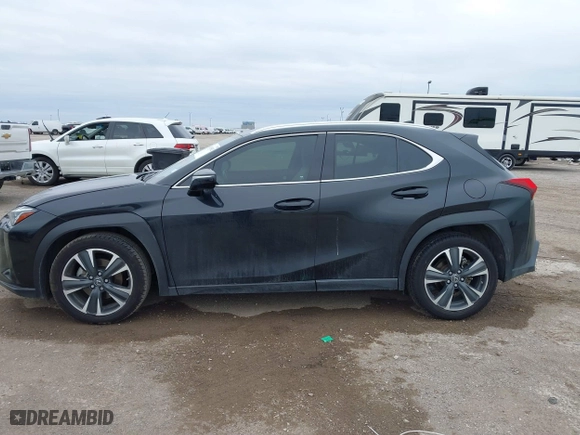 2019 Lexus UX with VIN JTHY3JBH8K2013667, listed as a IAAI auction lot 41635062 with 75,863 mi miles. Bid and sale history available at carsss.com. Image 14.