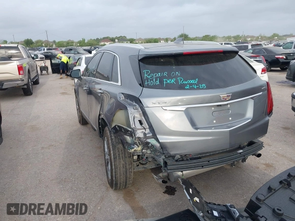 2021 Cadillac XT5 FWD Premium Luxury with VIN 1GYKNCRS5MZ128908, listed as a IAAI auction lot 41919571 with 51,280 mi miles and . Bid and sale history available at carsss.com. Image 3.