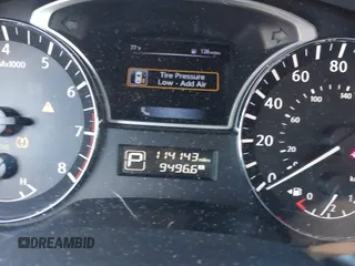2015 Nissan Pathfinder SV z VIN 5N1AR2MN2FC720690, wystawiony jako IAAI lot #41529514 z przebiegiem 114 143 mil mil oraz . Historia ofert i sprzedaży dostępna na DreamBid. Obrazek 7.