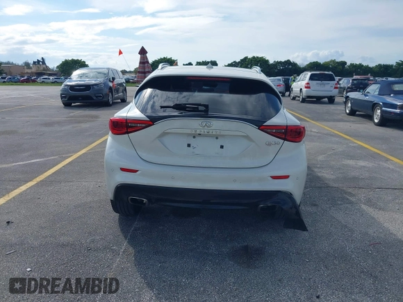 2018 Infiniti QX30 Pure with VIN SJKCH5CPXJA041661, listed as a IAAI auction lot 40614515 with 109,490 mi miles and . Bid and sale history available at DreamBid. Image 17.
