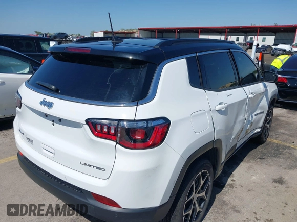 2024 Jeep Compass Limited с VIN 3C4NJDCN1RT142729, выставлен на аукционе IAAI как лот 42011879 с пробегом 8 693 миль миль и . История ставок и продаж доступна на DreamBid. Изображение 4.