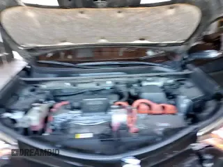 2017 Toyota RAV4 SE z VIN JTMJJREV1HD131517, wystawiony jako Copart lot #67439115 z przebiegiem 128 334 mil mil oraz Szkoda całkowita • Salvage title. Historia ofert i sprzedaży dostępna na DreamBid. Obrazek 13.