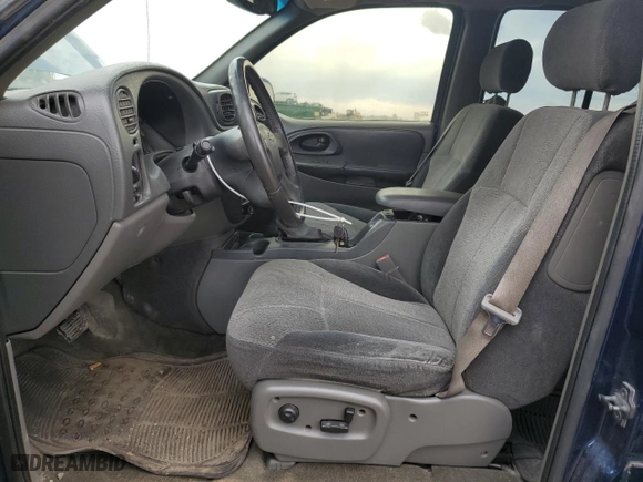 2002 Chevrolet TrailBlazer LS with VIN 1GNDT13S022242068, listed as a Copart auction lot 47485035 with 217,407 mi miles and Salvage Title. Bid and sale history available at carsss.com. Image 7.