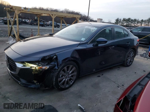 2021 Mazda 3 Select with VIN 3MZBPBBMXMM204787, listed as a Copart auction lot 82631024 with 19,031 mi miles and Salvage Title. Bid and sale history available at carsss.com. Image 1.