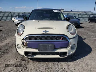 2015 MINI Hardtop S z VIN WMWXP7C51F2A59274, wystawiony jako Copart lot #54312025 z przebiegiem 191 765 mil mil oraz Czysty tytuł • Clean title. Historia ofert i sprzedaży dostępna na DreamBid. Obrazek 5.