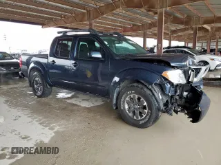 2020 Nissan Frontier Pro-4X z VIN 1N6ED0EB9LN708384, wystawiony jako Copart lot #58627405 z przebiegiem 53 231 mil mil oraz Szkoda całkowita • Salvage title. Historia ofert i sprzedaży dostępna na DreamBid. Obrazek 4.