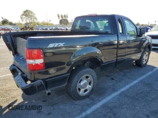 2005 Ford F-150 XL с VIN 1FTRF12285KD36839, выставлен на аукционе Copart как лот 41926565 с пробегом 209 007 миль миль и Списание • Salvage title. История ставок и продаж доступна на DreamBid. Изображение 3.