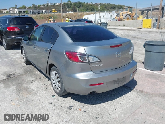 2012 Mazda 3 i Sport with VIN JM1BL1UF4C1595650, listed as a IAAI auction lot 40127921 with 190,421 mi miles and . Bid and sale history available at DreamBid. Image 3.