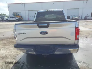 2015 Ford F-150 XL with VIN 1FTEX1CP1FKE81373, listed as a IAAI auction lot 42176024 with 186,808 mi miles. Bid and sale history available at carsss.com. Image 16.