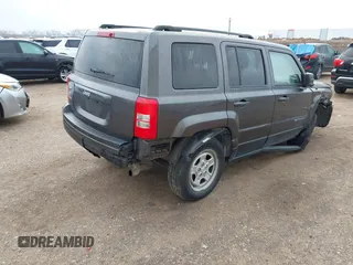 2014 Jeep Patriot Sport with VIN 1C4NJRBB2ED852114, listed as a IAAI auction lot 41521742 with 80,230 mi miles. Bid and sale history available at carsss.com. Image 4.