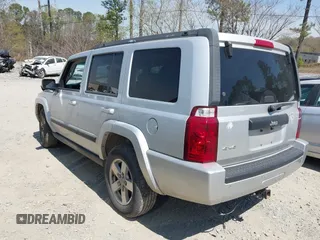 2008 Jeep Commander Sport with VIN 1J8HG48K08C187691, listed as a IAAI auction lot 41898517 with 229,217 mi miles. Bid and sale history available at carsss.com. Image 3.