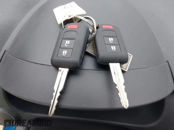 2024 Mitsubishi Mirage ES z VIN ML32FUFJ3RHF08580, wystawiony jako IAAI lot #41930898 z przebiegiem 1 793 mil mil oraz . Historia ofert i sprzedaży dostępna na DreamBid. Obrazek 11.