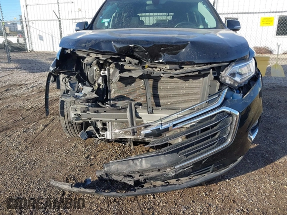 2020 Chevrolet Traverse LT Cloth with VIN 1GNEVGKW7LJ151635, listed as a IAAI auction lot 41425315 with 29,672 mi miles. Bid and sale history available at carsss.com. Image 6.