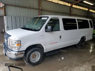 2014 Ford Econoline Passenger XL z VIN 1FBSS3BL1EDA92915, wystawiony jako Copart lot #56422285 z przebiegiem 164 704 mil mil oraz Tytuł czysty. Historia ofert i sprzedaży dostępna na DreamBid. Obrazek 1.