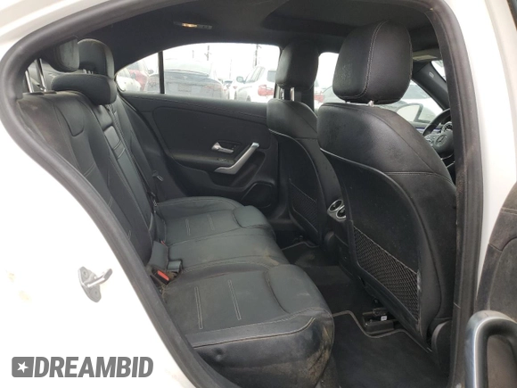 2021 Mercedes-Benz A 220 z VIN W1K3G4FB0MJ314147, wystawiony jako Copart lot #59984445 z przebiegiem 37 304 mil mil oraz Szkoda całkowita • Salvage title. Historia ofert i sprzedaży dostępna na DreamBid. Obrazek 10.