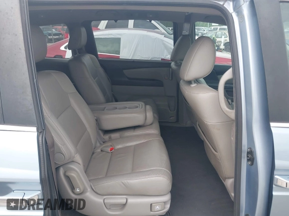 2013 Honda Odyssey EX-L с VIN 5FNRL5H6XDB090432, выставлен на аукционе IAAI как лот 42468409 с пробегом Не указан миль и . История ставок и продаж доступна на DreamBid. Изображение 8.