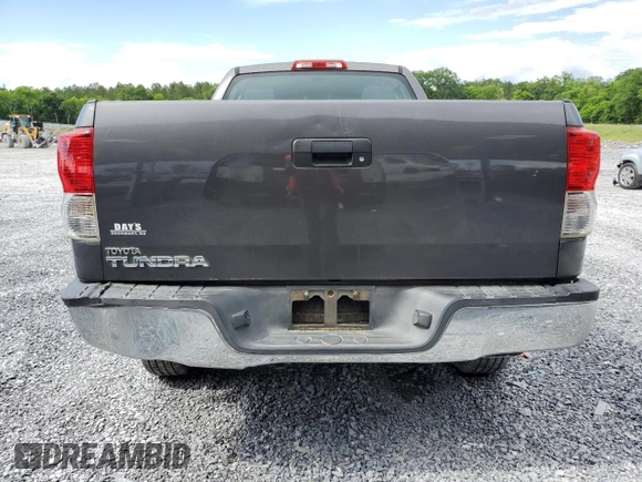 2013 Toyota Tundra z VIN 5TFRM5F13DX052518, wystawiony jako Copart lot #56707075 z przebiegiem 187 173 mil mil oraz Czysty tytuł • Clean title. Historia ofert i sprzedaży dostępna na DreamBid. Obrazek 6.