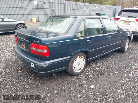 1998 Volvo S70 with VIN YV1LS557XW1546067, listed as a IAAI auction lot 41806312 with 119,368 mi miles and . Bid and sale history available at DreamBid. Image 4.