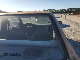 1993 Nissan Sentra E с VIN 1N4EB32A5PC819558, выставлен на аукционе Copart как лот 76899244 с пробегом 256 349 миль миль и Списание • Salvage title. История ставок и продаж доступна на DreamBid. Изображение 10.