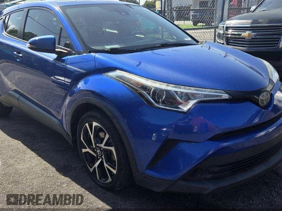 2018 Toyota C-HR XLE z VIN NMTKHMBX7JR014509, wystawiony jako IAAI lot #42375870 z przebiegiem 171 695 mil mil oraz . Historia ofert i sprzedaży dostępna na DreamBid. Obrazek 1.