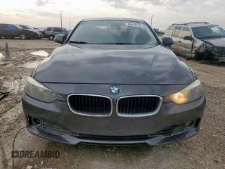 2012 BMW 3 Series 328i with VIN WBA3C1C56CF433158, listed as a Copart auction lot 60512755 with 189,049 mi miles and Clean title. Bid and sale history available at DreamBid. Image 5.