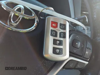 2020 Toyota Sienna XLE Auto Access Seat with VIN 5TDYZ3DC9LS036771, listed as a IAAI auction lot 41780540 with 151,745 mi miles. Bid and sale history available at carsss.com. Image 11.