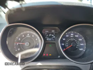 2015 Hyundai Elantra SE z VIN 5NPDH4AE3FH614533, wystawiony jako Copart lot #56153145 z przebiegiem 185 667 mil mil oraz Szkody całkowita. Historia ofert i sprzedaży dostępna na DreamBid. Obrazek 9.
