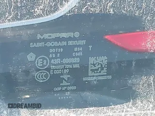 2017 Jeep Renegade Latitude с VIN ZACCJABB3HPF71731, выставлен на аукционе IAAI как лот 41458308 с пробегом 110 186 миль миль и . История ставок и продаж доступна на DreamBid. Изображение 18.