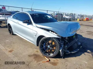 2015 BMW M4 with VIN WBS3R9C51FK331402, listed as a IAAI auction lot 41295340 with 1 mi miles. Bid and sale history available at carsss.com. Image 1.