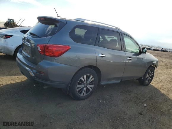 2017 Nissan Pathfinder S with VIN 5N1DR2MN2HC647370, listed as a Copart auction lot 48066315 with 102,925 mi miles and Clean Title. Bid and sale history available at carsss.com. Image 3.