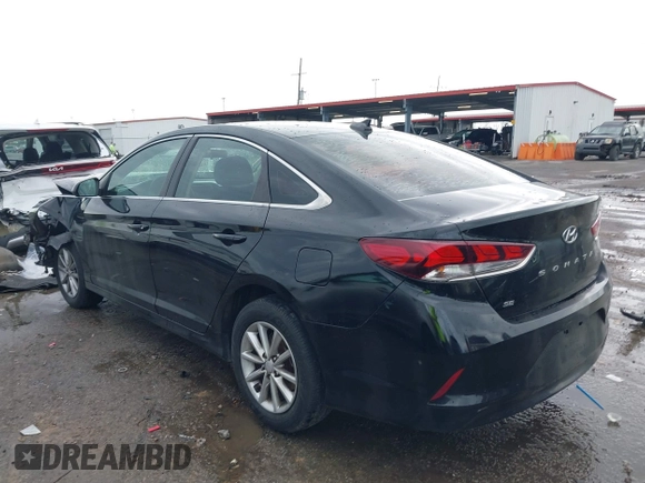 2018 Hyundai Sonata SE with VIN 5NPE24AF8JH659684, listed as a IAAI auction lot 41458940 with 134,989 mi miles and . Bid and sale history available at carsss.com. Image 3.