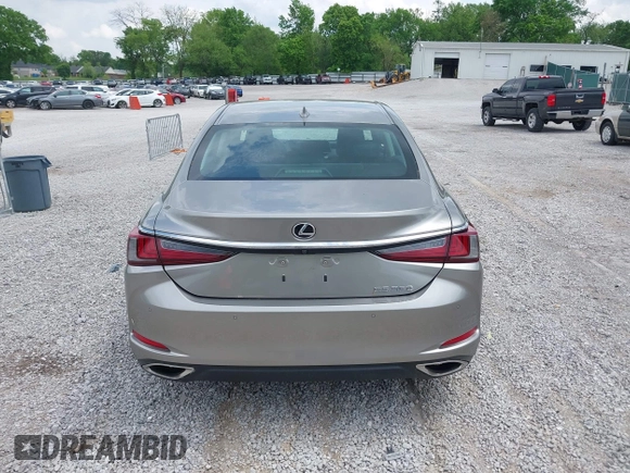 2019 Lexus ES 350 with VIN 58ABZ1B13KU015358, listed as a IAAI auction lot 42142214 with 84,766 mi miles and . Bid and sale history available at DreamBid. Image 16.