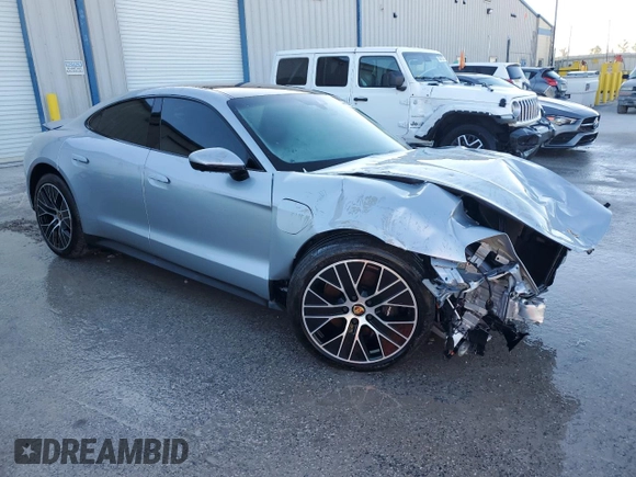 2021 Porsche Taycan z VIN WP0AA2Y14MSA18735, wystawiony jako Copart lot #43588095 z przebiegiem Nie podano mil oraz Szkody całkowita. Historia ofert i sprzedaży dostępna na DreamBid. Obrazek 4.