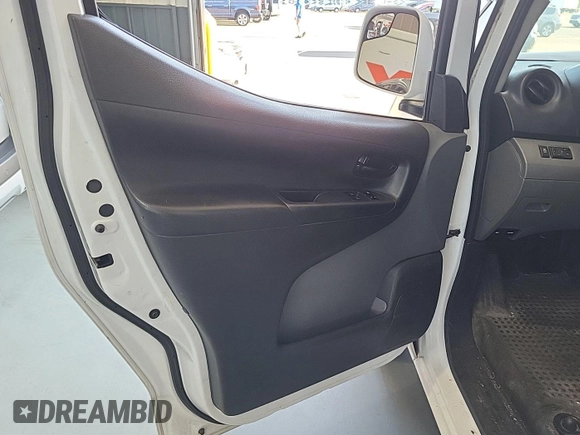 2020 Nissan NV200 SV with VIN 3N6CM0KN4LK705162, listed as a IAAI auction lot 42791460 with 86,967 mi miles and . Bid and sale history available at DreamBid. Image 41.
