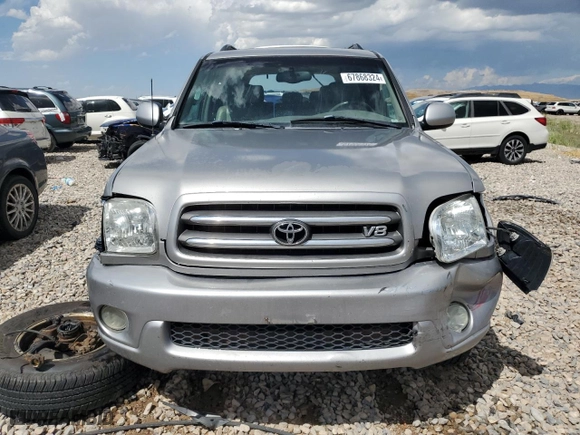 2003 Toyota Sequoia Limited with VIN 5TDBT48A73S190286, listed as a Copart auction lot 67868324 with 258,629 mi miles and Salvage Title. Bid and sale history available at carsss.com. Image 5.