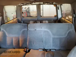 1996 GMC Yukon with VIN 1GKEK13R6TJ756550, listed as a Copart auction lot 88435135 with 204,254 mi miles and Salvage Title. Bid and sale history available at carsss.com. Image 10.